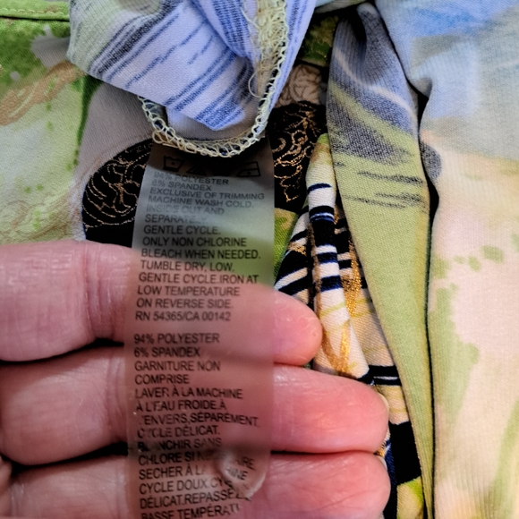 TanJay polyester, spandex pull on shirt. Multicolored, size 18W/1X - Picture 3 of 5